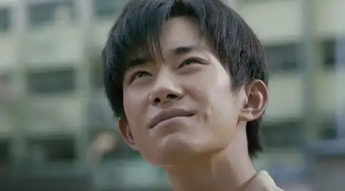 易烊千玺奇迹曝发光发热版预告
