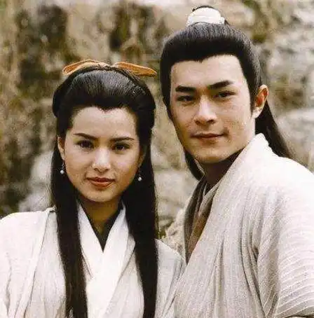 古天乐与李若彤再次合影,神雕侠侣还能有新版吗
