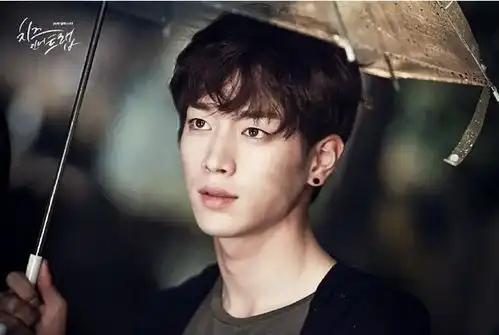 一代神颜,突然残到没眼看了韩国发面李钟硕孔孝真女明星网易订阅