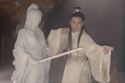 林志颖晒天龙八部剧照,唤起观众回忆,三代段誉谁更优秀