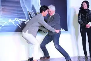 专访窦骁与冯绍峰草原拍戏基情满满