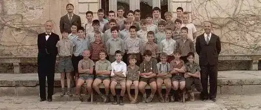 中外小学生守则对比,看完沉默了......