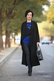 女人帮最新剧照曝光邬君梅演绎高端熟女