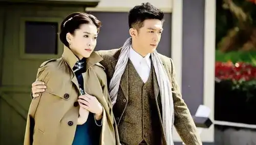 她和佘诗曼势不两立,被郑嘉颖狠甩后恋上石油大亨,却沦为小三被骂惨