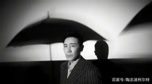 双面于和伟惊现悬崖之上,隐秘式演绎大义情怀