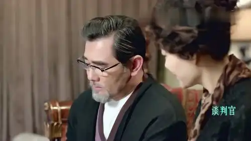 谈判官母亲去提醒谢天佑早点休息,但是谢天佑却在等他,你可能还不知道