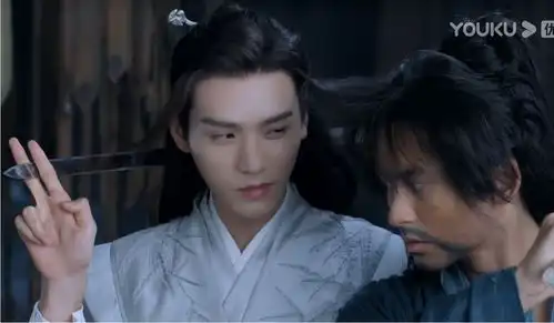 龚俊奇奇怪怪的操作又出现了你这么憨粉丝知道吗怀疑这是凡尔赛
