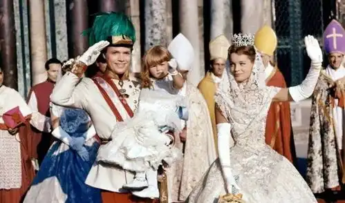 茜茜公主最有名的奥地利公主为了美,有多少怪癖