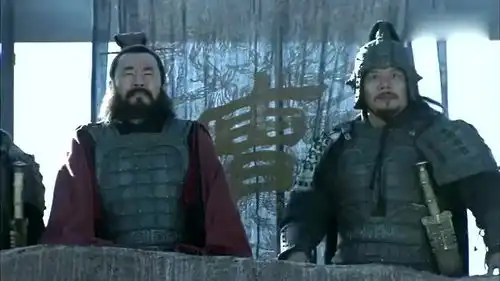 新三国马超大战许褚,没了战马一样摸爬滚打,堪称经典