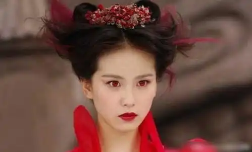 为什么她后比自己大16岁
