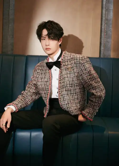 王一博最新图片
