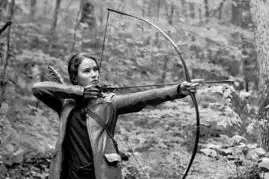 饥饿游戏明日公映与大逃亡截然不同