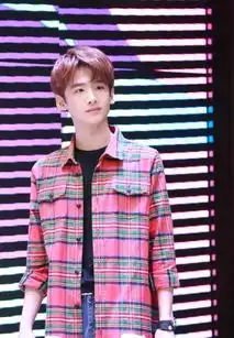 白敬亭深夜晒照荷尔蒙爆棚看着胳膊想吃鸡腿
