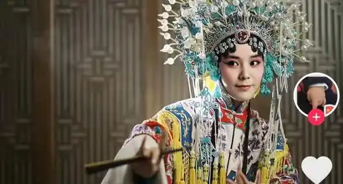 楷楷姥姥晒熊磊京剧照,力挺女儿卖瓷器,评论区手撕姚家男儿
