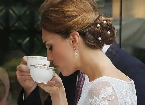 获得国民王妃凯特的爱,调香茶是什么来头