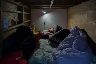 范冰冰去西藏体验生活蜗居里刷牙泡脚网友这算条件好的蜗居