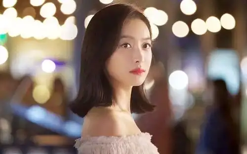 倾城时光张峻宁因临时救场大火,罗云熙同样如此,而连她也是