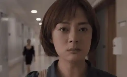 盘点2021年颜值明显下滑的八大女星,看看谁最让人惋惜