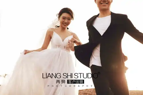 怦然心动的夕阳婚纱照电影感绝了