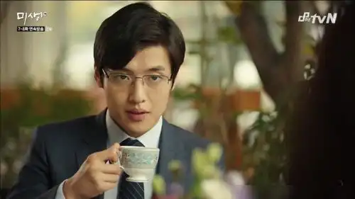 姜河那主演新剧insider山茶花开时后时隔一年回归荧幕
