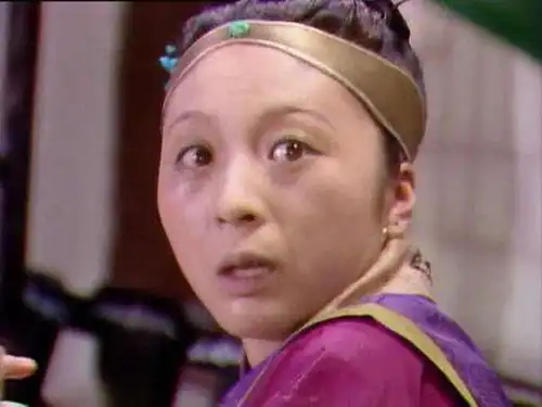 红楼梦当面佛背面魔,阴狠的马道婆,就在我们身边