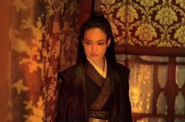 一句台词50万,花1.2亿买豪宅,风月片出道的舒淇早已成亿万富婆
