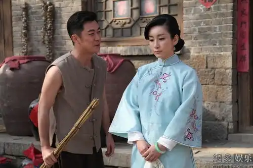 郑晓龙导演电视剧红高粱顺利杀青