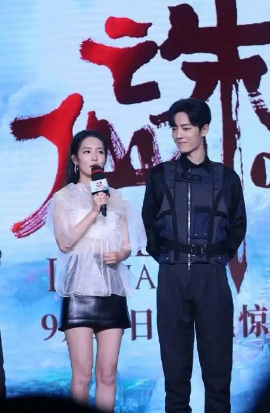 肖战方辟谣与李沁恋情传闻