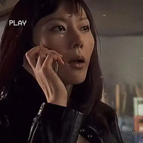 她是天桥风云的朴秀儿,50岁站稳韩圈,竹马张东健默默家中蹲
