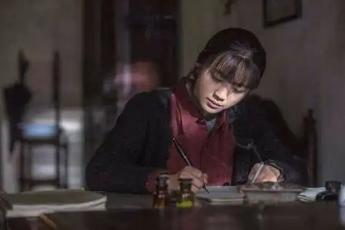 她13岁丧父被退婚,20岁成文坛奇女子,晚年骨灰和面成丸入海