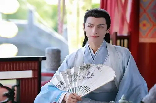 步生莲将拍,演员阵容成焦点,呼声最高的是罗云熙和陈钰琪
