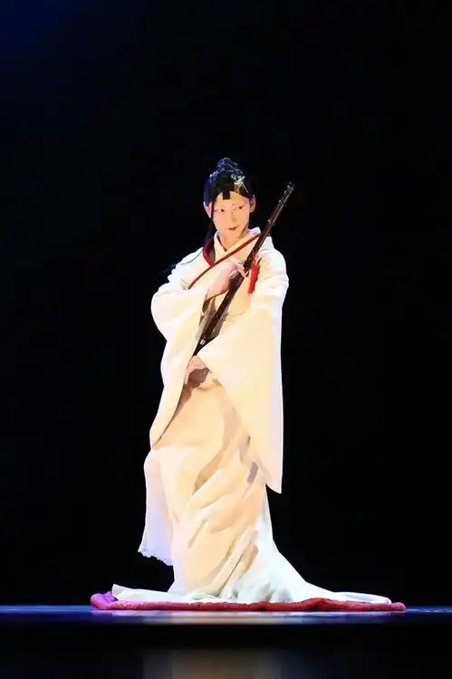 20元钜惠青州市云门剧院全男班舞剧画皮10月7日上演