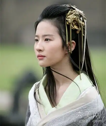 刘亦菲复古发型古色古香爱清纯照片