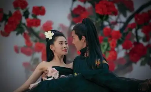 还没播完就被叫停的3部剧,前2部意难平,最后1部不禁播才怪
