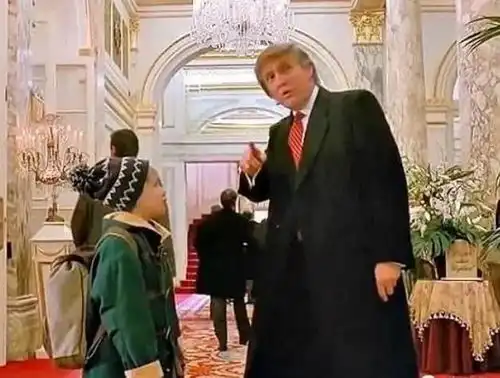 特朗普有个演员梦曾在小鬼当家跑龙套,28年后却当选总统
