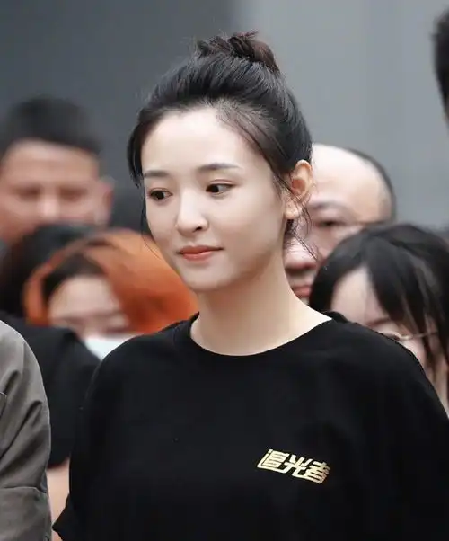 梦回何以笙箫默追光者吴倩罗云熙三搭,状态cp感都在线
