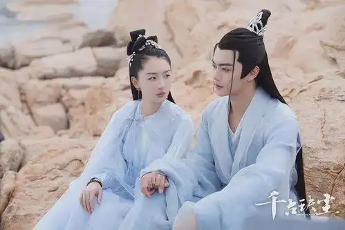 恋爱瓜主人找到了,把公司当后宫,在谈恋爱还是完成公司kpi
