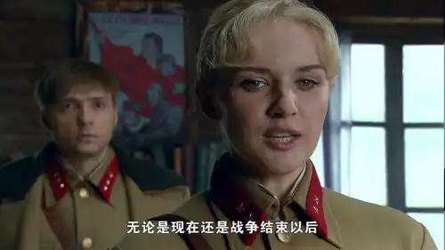 娜塔莎中尉求婚女军官,殊不知她被中国小兵拐走,气懵了
