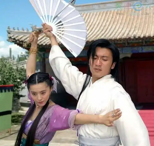 小鱼儿与花无缺官方剧照
