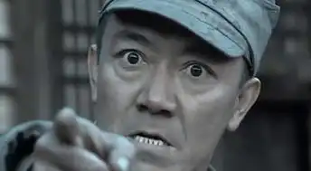 新版亮剑女演员剧照首曝光,网友这世道没救了,什么人都能演
