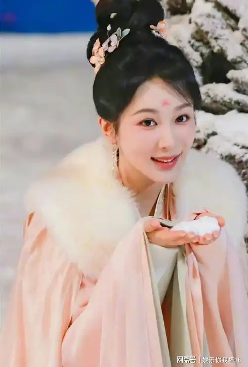 长相思杨紫什么时候变成女的长相思是资方点名让杨紫演的吗