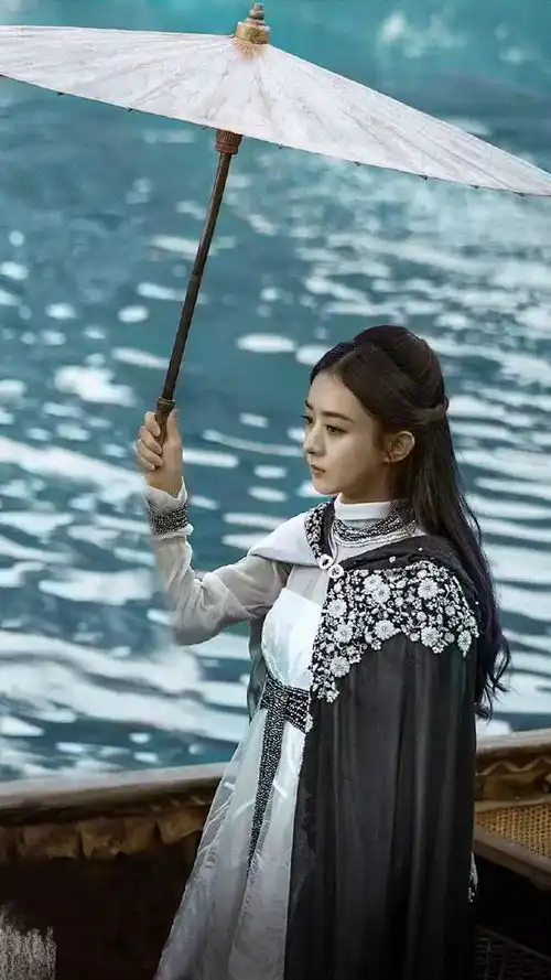 赵丽颖西游记女儿国最新剧照曝光,美的让人挪不开眼睛
