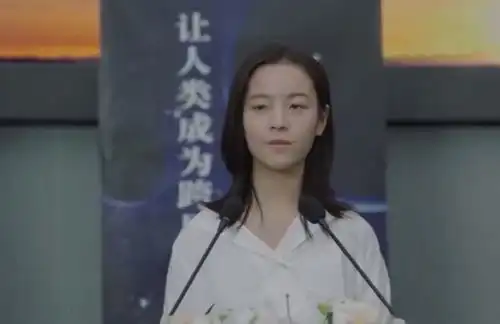 小欢喜毕业晚会英子大秀舞姿,一登台惊艳全场,一凡磊儿看傻眼
