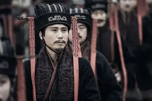 历史上的李斯是怎样一个人功在千秋,但统一天下与他没多少关系
