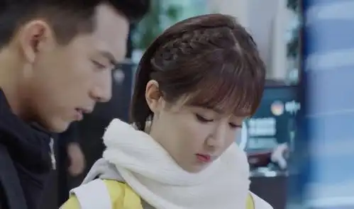 天热就别披头散发了,学亲爱的,热爱的佟年编发,清凉又元气