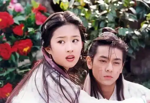 刘亦菲十年内无人能取代虎扑女神大赛,章若楠有希望反超高圆圆
