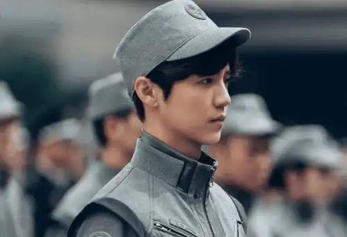 鹿晗硬汉形象剧照曝出,网友却依旧不买单
