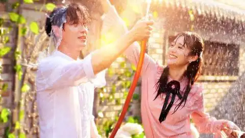 有多久没见你,以为你在哪里,原来就住在我的心底,陪伴着我呼吸哔哩哔哩bilibili
