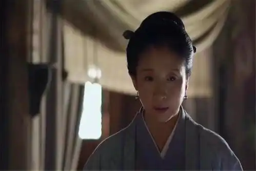 知否王若弗虽说愚蠢,对手下人却真是没得说的