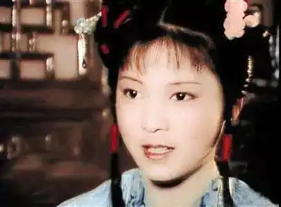 红楼梦袭人是老好人,晴雯是炮筒子,为何李嬷嬷骂袭人不骂晴雯
